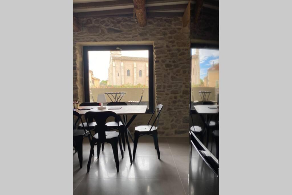 Charmante Maison Face A L'Eglise De Codolet Βίλα Εξωτερικό φωτογραφία